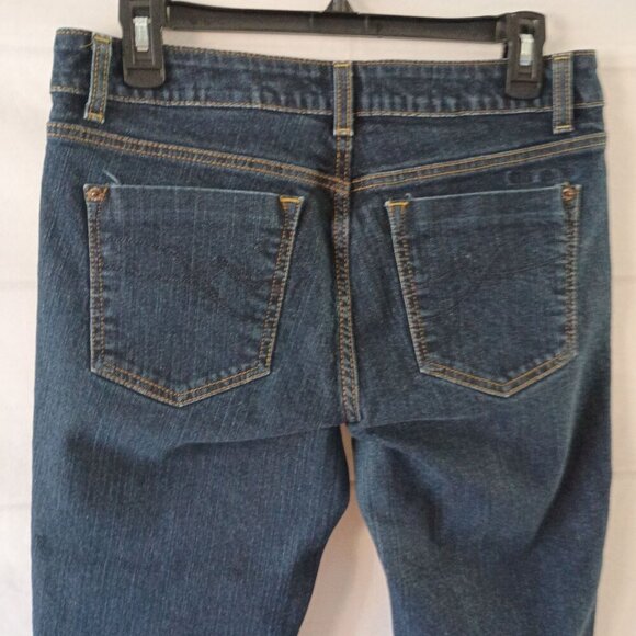 DKNY Women's Mid Rise Capri Jeans Size 10 Stretch Blue Denim Excellent - Picture 5 of 8